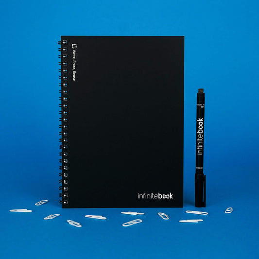 Infinitebook Svört A5 Ólínustrikuð