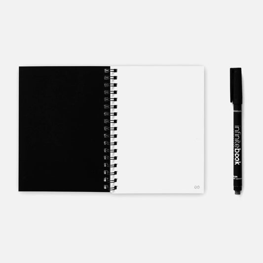 Infinitebook Svört A6 Ólínustrikuð